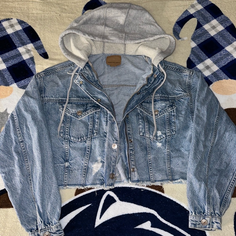American eagle cropped hooded denim jacket